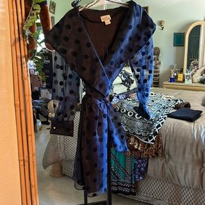 Elllyn’s original formal dress in Navy blue with velvet circles excellent shape.